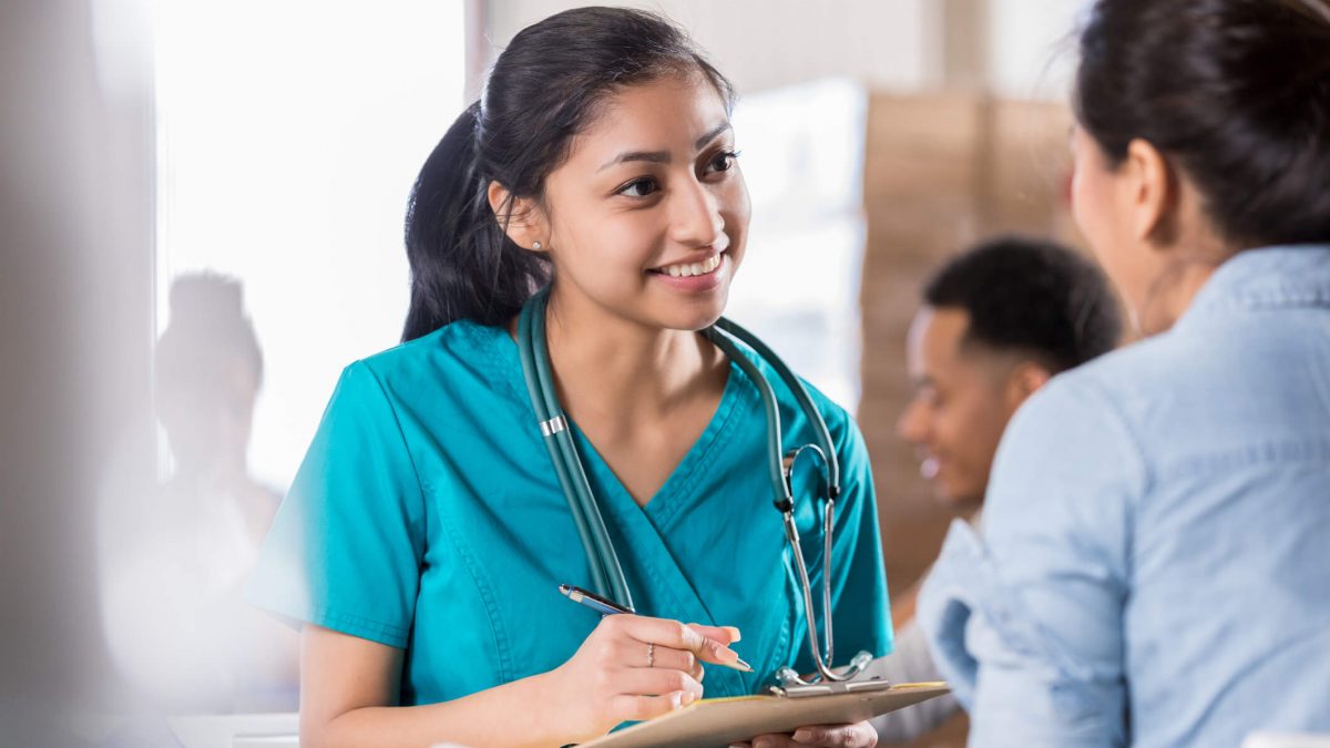 Pós-graduação em Enfermagem do Trabalho: conheça mais sobre o curso